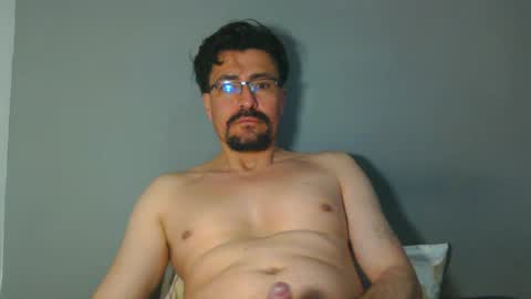 _yjesneth2011 online show from October 7, 11:46 pm