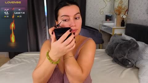 Snapshot of _your_sweetdream chatting on December 18, 8:20 am Jasmine online show from December 18, 8:20 am