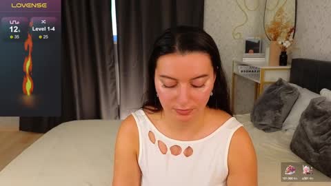 Snapshot of _your_sweetdream chatting on December 20, 11:32 am Jasmine online show from December 20, 11:32 am
