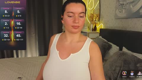 Snapshot of _your_sweetdream chatting on January 21, 11:35 am Jasmine online show from January 21, 11:35 am