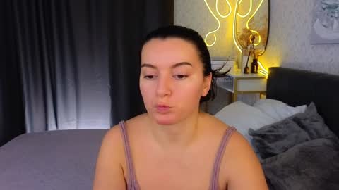 Snapshot of _your_sweetdream chatting on February 5, 8:21 am Jasmine online show from February 5, 8:21 am
