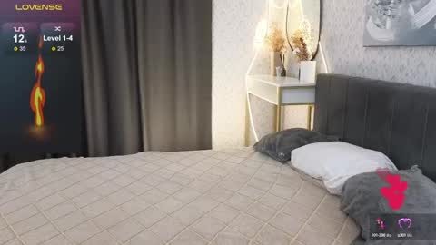 Snapshot of _your_sweetdream chatting on October 5, 8:23 am Jasmine online show from October 5, 8:23 am