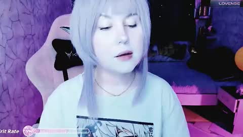 Mia online show from November 25, 4:51 pm