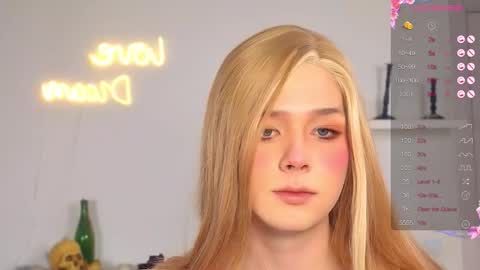 LITTLE FOX online show from October 16, 11:44 am