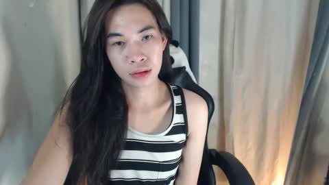 Snapshot of _yoursexwife_ chatting on January 28, 7:21 pm sheng online show from January 28, 7:21 pm