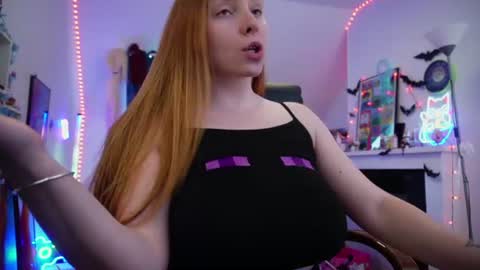Snapshot of _yummy_girl_ chatting on July 26, 2:02 pm Polly online show from July 26, 2:02 pm