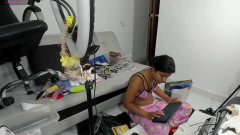 zara online show from January 14, 7:59 am