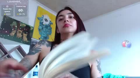 Zoe  online show from April 16, 5:25 pm