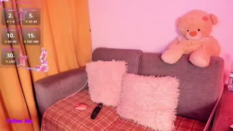 Zoe  online show from September 22, 12:12 am