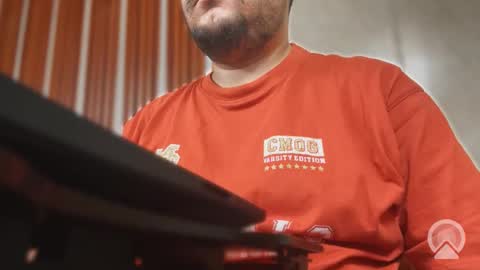 Snapshot of a4h_odin chatting on October 17, 11:13 am Sleepy owl online show from October 17, 11:13 am