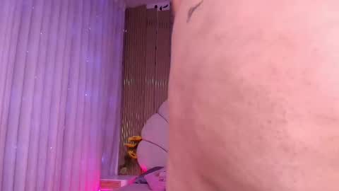 Aisha online show from April 21, 12:00 pm