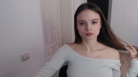 Snapshot of a_ariella_ chatting on December 1, 2:44 pm a_ariella_ online show from December 1, 2:44 pm