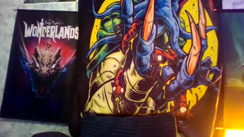 Snapshot of a_bored_dragon chatting on January 13, 5:12 pm A Bored Dragon online show from January 13, 5:12 pm