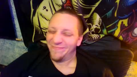 A Bored Dragon online show from January 14, 5:30 am