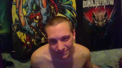 Snapshot of a_bored_dragon chatting on March 7, 9:40 am A Bored Dragon online show from March 7, 9:40 am