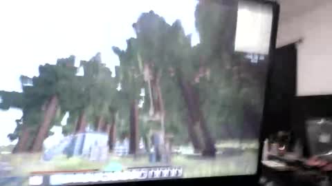 Snapshot of a_bored_dragon chatting on December 18, 6:52 am A Bored Dragon online show from December 18, 6:52 am