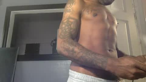 Snapshot of a_rizzy85 chatting on July 20, 7:05 pm a_rizzy85 online show from July 20, 7:05 pm