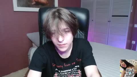 Kris Michael online show from December 14, 4:12 pm