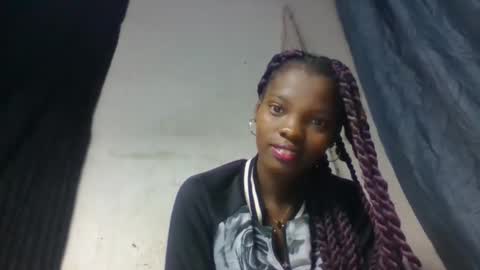 aadienne online show from April 23, 6:36 am