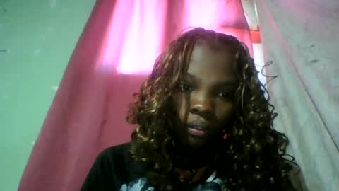 Snapshot of aadienne chatting on June 30, 6:14 am aadienne online show from June 30, 6:14 am