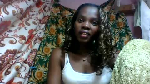 Snapshot of aadienne chatting on July 3, 6:47 pm aadienne online show from July 3, 6:47 pm