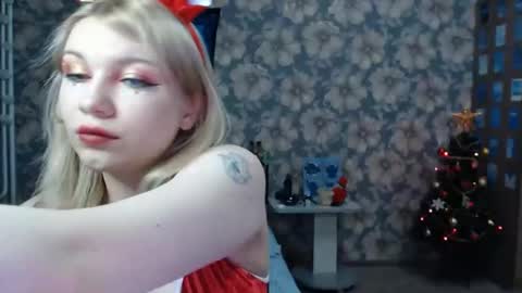 Alice online show from December 11, 8:28 pm