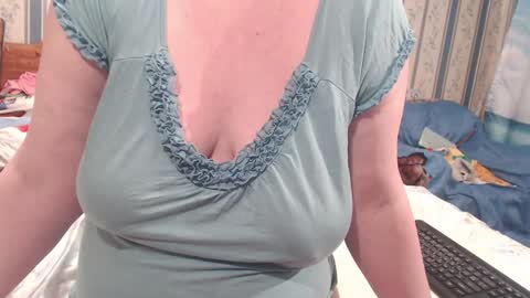 NINA online show from December 21, 4:25 pm