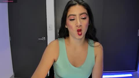 andrea online show from November 18, 12:16 am