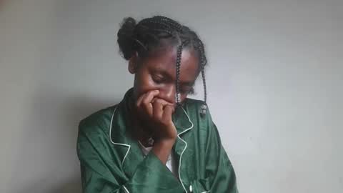 Snapshot of aangevelo chatting on November 12, 9:47 pm aangevelo online show from November 12, 9:47 pm