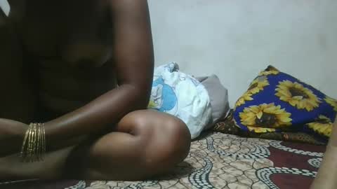 Snapshot of aangevelo chatting on November 27, 12:24 am aangevelo online show from November 27, 12:24 am