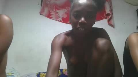 Snapshot of aangevelo chatting on December 14, 11:09 pm aangevelo online show from December 14, 11:09 pm