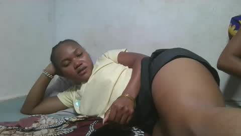 Snapshot of aangevelo chatting on December 15, 11:14 am aangevelo online show from December 15, 11:14 am