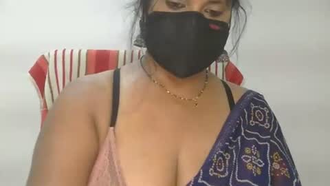 Snapshot of aaradhya_sexy_88 chatting on July 6, 10:45 am aaradhya_sexy_88 online show from July 6, 10:45 am