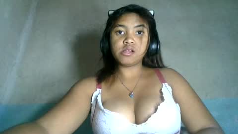 Snapshot of aariciah chatting on June 22, 12:35 pm aariciah online show from June 22, 12:35 pm
