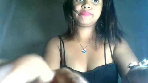 Snapshot of aariciah chatting on June 27, 1:17 pm aariciah online show from June 27, 1:17 pm