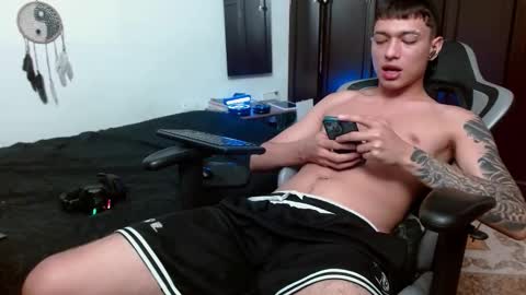 aarman online show from November 6, 3:51 am