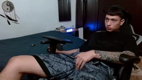 Snapshot of aarman_bannana chatting on November 22, 10:31 pm aarman online show from November 22, 10:31 pm