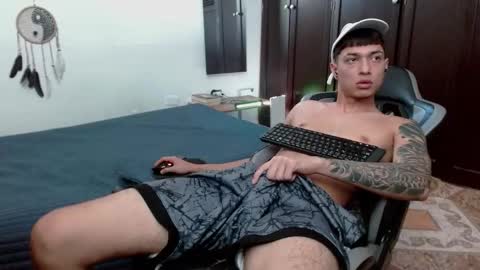 Snapshot of aarman_bannana chatting on January 5, 5:27 pm aarman online show from January 5, 5:27 pm