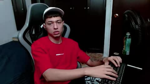 Snapshot of aarman_bannana chatting on February 8, 10:02 pm aarman online show from February 8, 10:02 pm