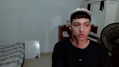 Snapshot of aarman_bannana chatting on March 10, 3:11 am aarman online show from March 10, 3:11 am