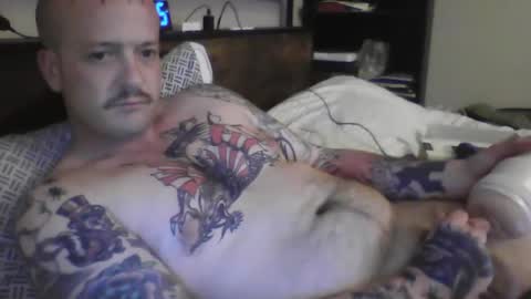 Snapshot of aarmun37 chatting on February 25, 4:35 am aarmun37 online show from February 25, 4:35 am