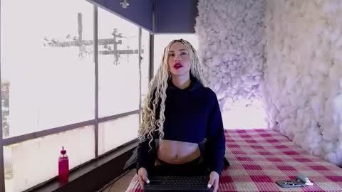 Snapshot of aaron_fordd chatting on February 9, 1:48 pm Aaron fordd online show from February 9, 1:48 pm