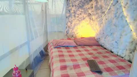 Snapshot of aaron_fordd chatting on February 23, 1:19 pm Aaron fordd online show from February 23, 1:19 pm