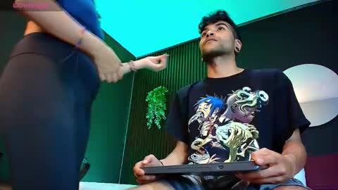 Aaron and Jassell online show from October 21, 1:17 am