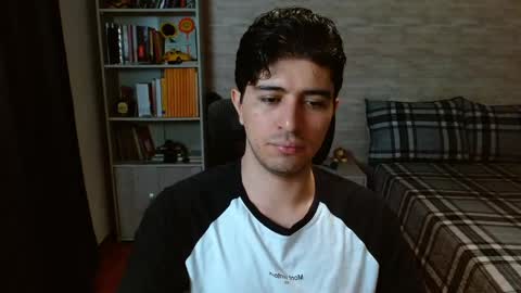 Aaron online show from May 15, 7:54 pm
