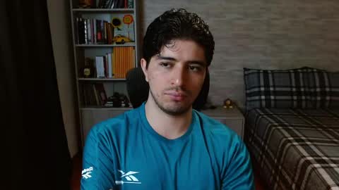 Aaron online show from June 4, 6:47 pm