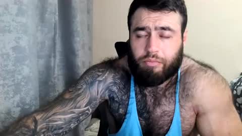 Snapshot of aaron_royal chatting on July 9, 3:27 pm Davin tayl online show from July 9, 3:27 pm