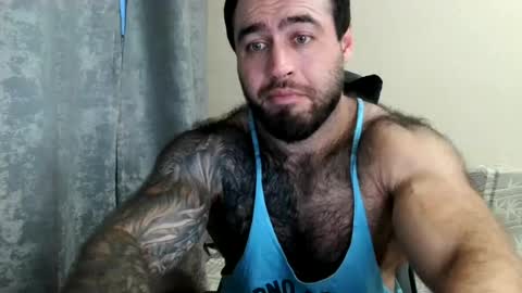 Snapshot of aaron_royal chatting on July 28, 3:54 pm Davin tayl online show from July 28, 3:54 pm