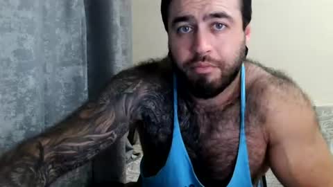 Snapshot of aaron_royal chatting on July 31, 3:44 pm Davin tayl online show from July 31, 3:44 pm