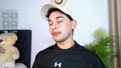 Snapshot of aaron_speitzer chatting on October 20, 7:47 pm KAI online show from October 20, 7:47 pm